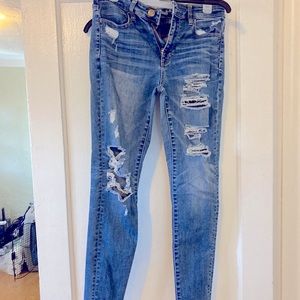 American Eagle Hi-Rise Blue Jeans - Size 8